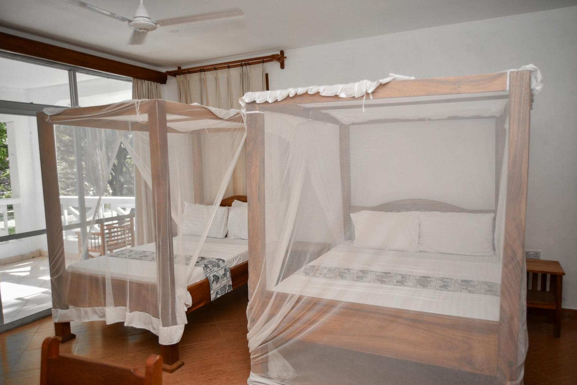 Coral Beach Resort Diani Beach Exterior photo
